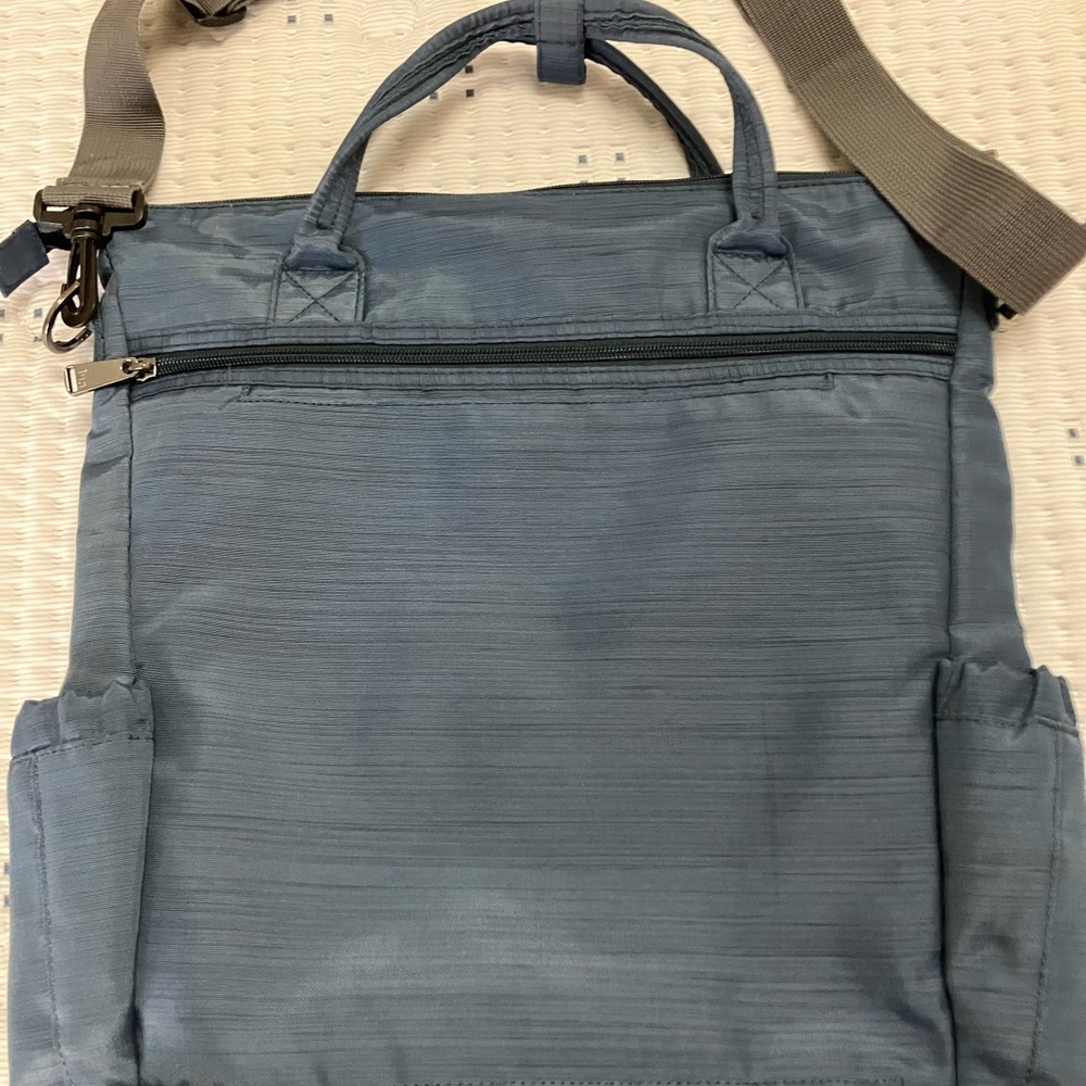Stylish LUG Blue Quilted Women's Bag - Picture 4 of 9